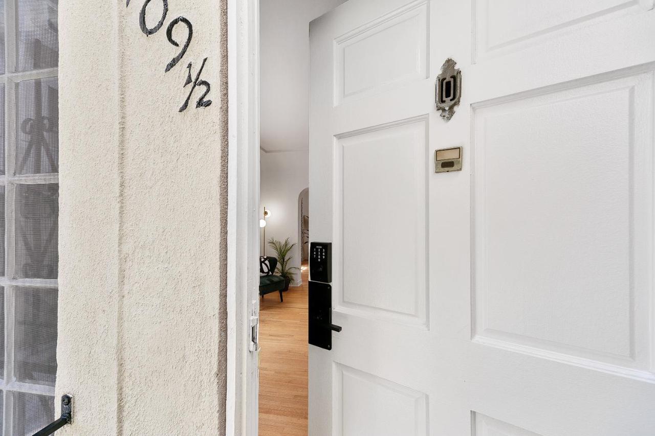 Beverly Hills Stylish & Central 1 Bedroom Apt + Parking Los Angeles Exteriör bild