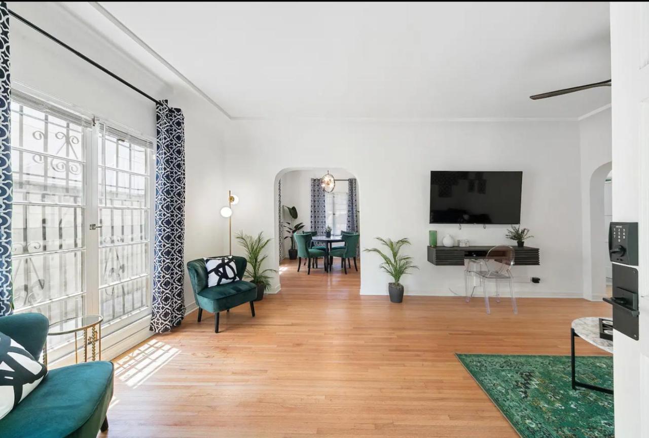 Beverly Hills Stylish & Central 1 Bedroom Apt + Parking Los Angeles Exteriör bild