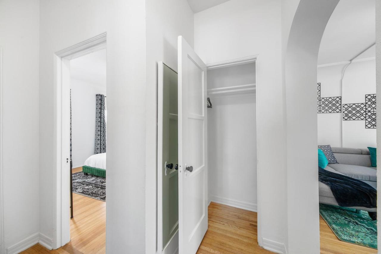 Beverly Hills Stylish & Central 1 Bedroom Apt + Parking Los Angeles Exteriör bild